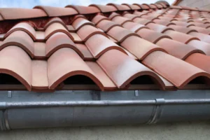 Rénovation de toiture dans le VAR
