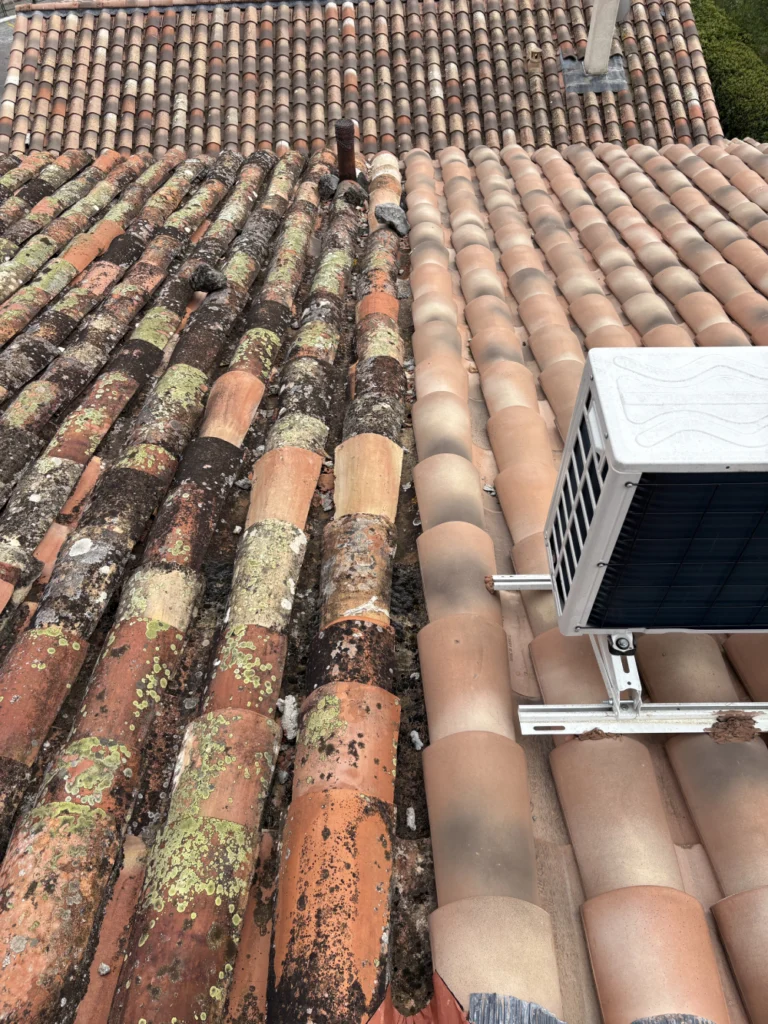 Nettoyage et traitement hydrofuge de toiture à Rocbaron par AJC Toiture
