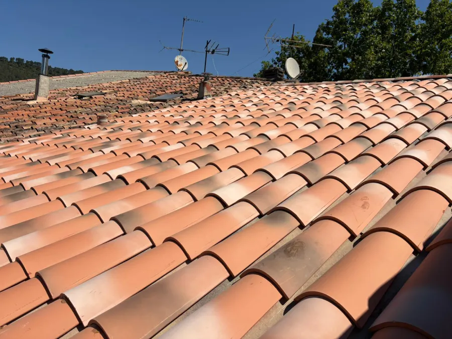 Rénovation complète de toiture à Puget-Ville, près de Rocbaron