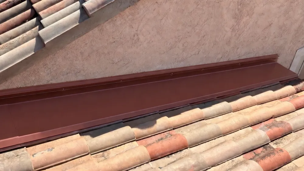 Closoir ventilé en aluminium posé après travaux à Pierrefeu-du-Var